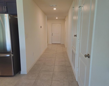2058 Ficus Street - Photo Thumbnail 10