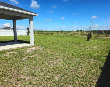 2058 Ficus Street - Photo Thumbnail 3