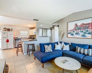 218 Oakview Avenue - Photo Thumbnail 14