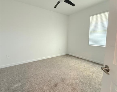 2410 Relaxing Lane - Photo Thumbnail 11