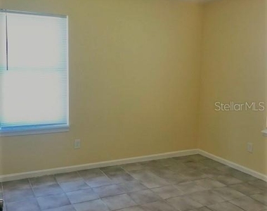 742 Leopard Court - Photo Thumbnail 3