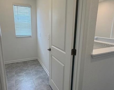 2152 Sweet Honey Lane - Photo Thumbnail 25