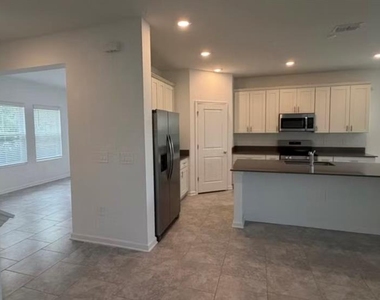 2152 Sweet Honey Lane - Photo Thumbnail 11