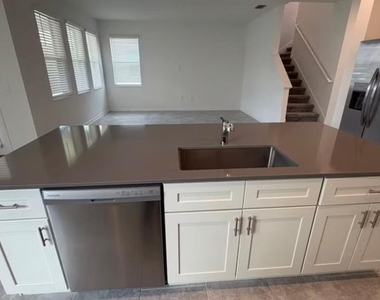2152 Sweet Honey Lane - Photo Thumbnail 16
