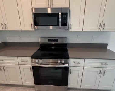2152 Sweet Honey Lane - Photo Thumbnail 17