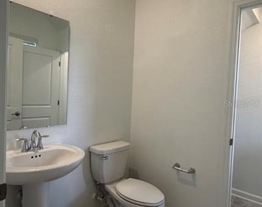 2152 Sweet Honey Lane - Photo Thumbnail 20