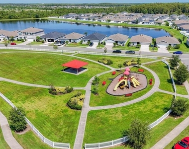 4744 Glencrest Loop - Photo Thumbnail 15