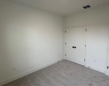 15069 Groveside Road - Photo Thumbnail 23