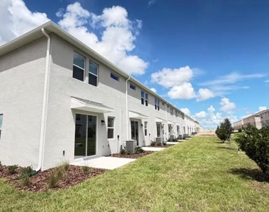 5852 Energy Way - Photo Thumbnail 5