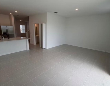 5852 Energy Way - Photo Thumbnail 22