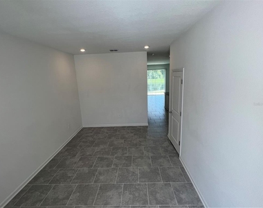 7497 Stone Creek Trail - Photo Thumbnail 5
