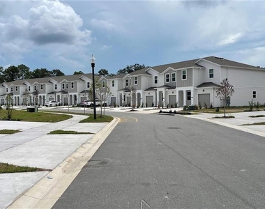 7497 Stone Creek Trail - Photo Thumbnail 16