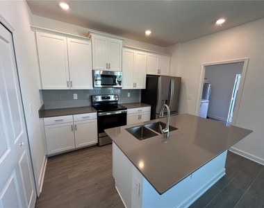 11606 Boldface Drive - Photo Thumbnail 4