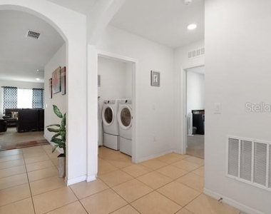 1451 Taos Avenue - Photo Thumbnail 3