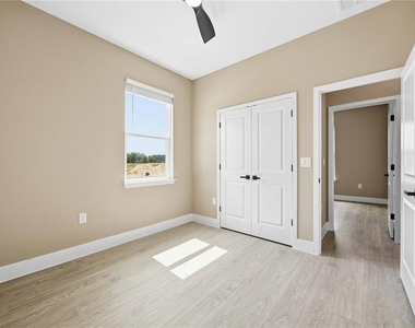 2108 River Hawk Loop - Photo Thumbnail 20