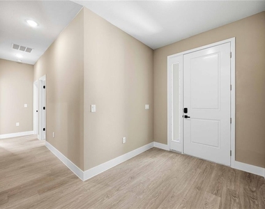 2108 River Hawk Loop - Photo Thumbnail 4