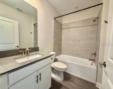 5671 Wood Bridge Place - Photo Thumbnail 23