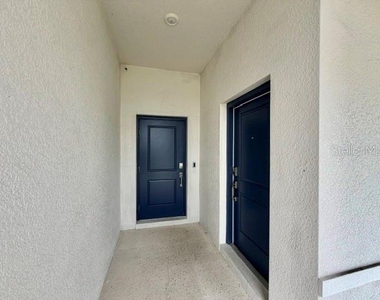 5671 Wood Bridge Place - Photo Thumbnail 4