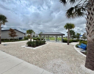 5671 Wood Bridge Place - Photo Thumbnail 35