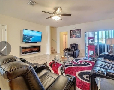 1459 Rylee Rock Way - Photo Thumbnail 2