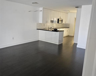 18861 Nw 86th Court - Photo Thumbnail 5