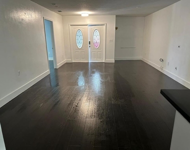 18861 Nw 86th Court - Photo Thumbnail 1