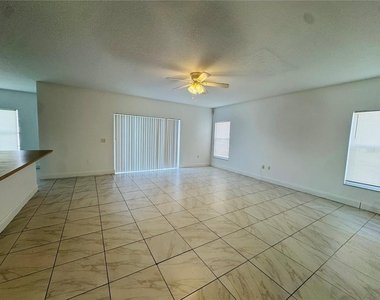 566 Eagle Court - Photo Thumbnail 8