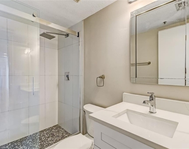 204 Quayside Circle - Photo Thumbnail 12