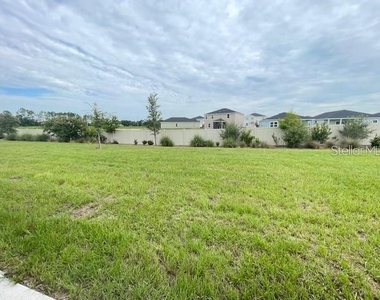 4735 Sw 85th Place - Photo Thumbnail 4
