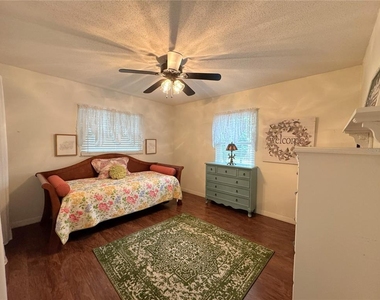 205 S Ebb Way - Photo Thumbnail 10
