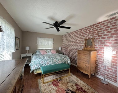 205 S Ebb Way - Photo Thumbnail 8