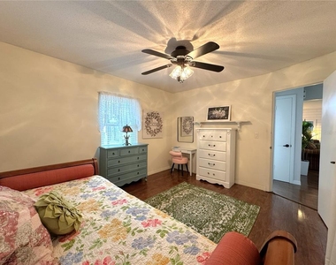 205 S Ebb Way - Photo Thumbnail 12