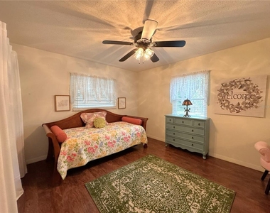 205 S Ebb Way - Photo Thumbnail 11