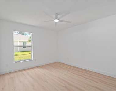 12829 Sw 38th Circle - Photo Thumbnail 30