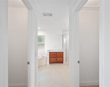 12829 Sw 38th Circle - Photo Thumbnail 20