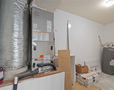 12829 Sw 38th Circle - Photo Thumbnail 35