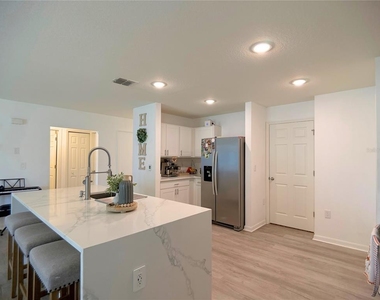 4394 Sw 170th Street Road - Photo Thumbnail 6