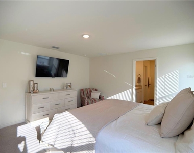 4394 Sw 170th Street Road - Photo Thumbnail 17
