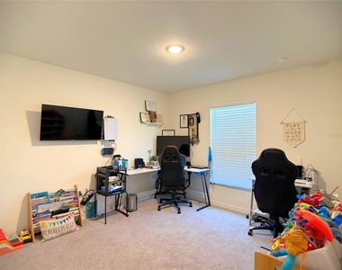 4394 Sw 170th Street Road - Photo Thumbnail 10