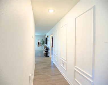 4394 Sw 170th Street Road - Photo Thumbnail 2