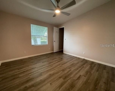 1211 Panama Place - Photo Thumbnail 7