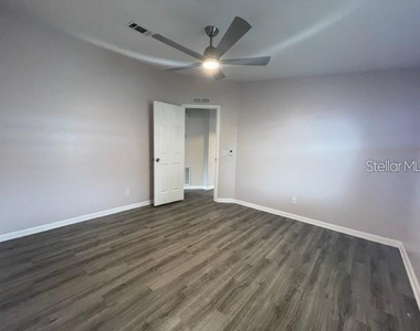 1211 Panama Place - Photo Thumbnail 9