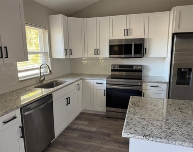 16430 Se 89th Court - Photo Thumbnail 7