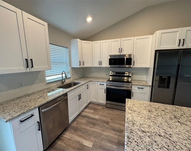 16430 Se 89th Court - Photo Thumbnail 9
