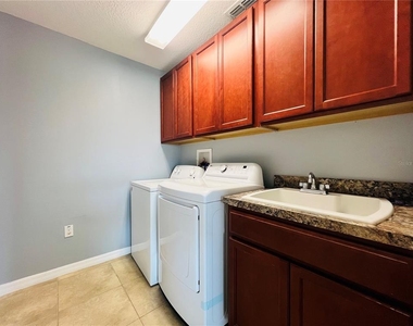 2352 Levante Court - Photo Thumbnail 19