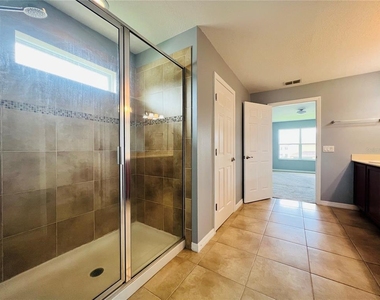 2352 Levante Court - Photo Thumbnail 11