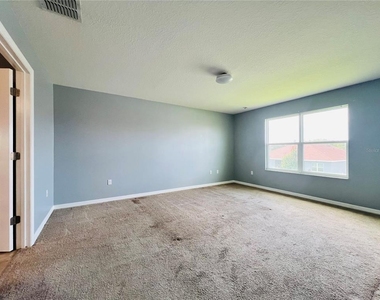 2352 Levante Court - Photo Thumbnail 9