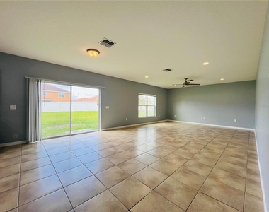 2352 Levante Court - Photo Thumbnail 6