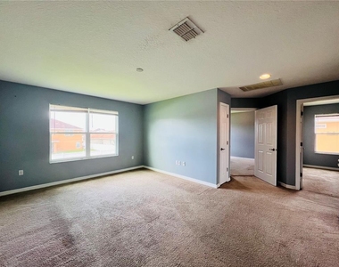 2352 Levante Court - Photo Thumbnail 7