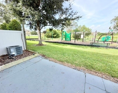 2438 Hassonite Street - Photo Thumbnail 11
